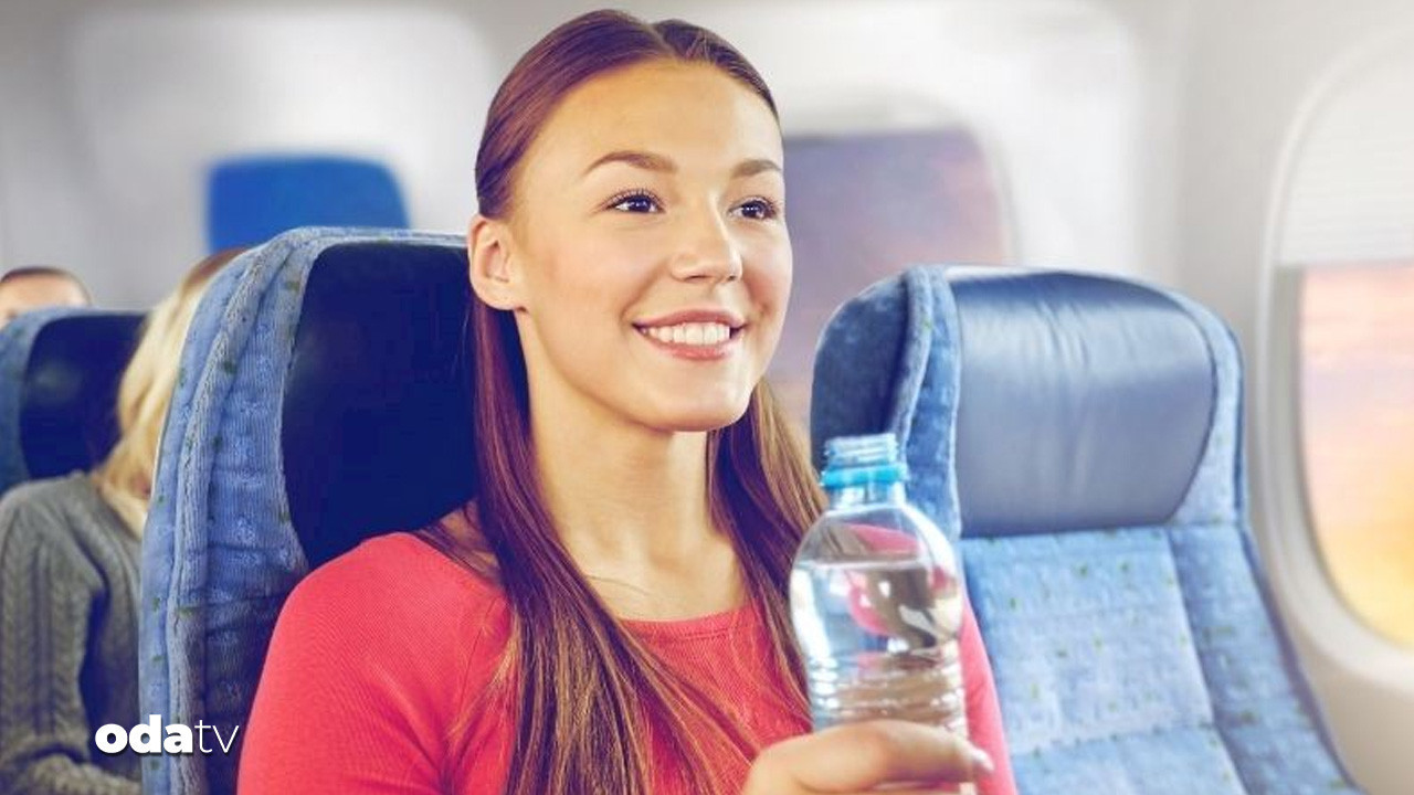 ucaklarda sular ucretsiz olacak FZk2z29X