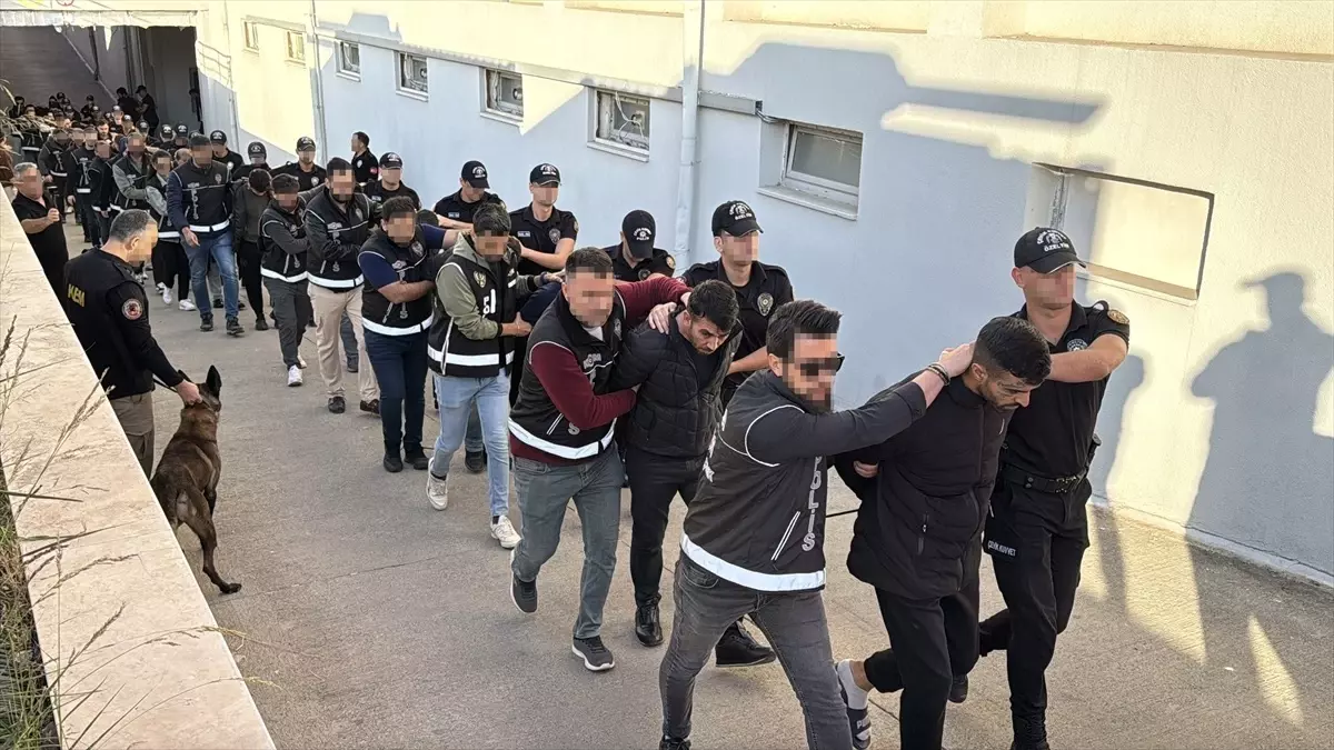 Adana’da Suç Örgütüne Operasyon: 96 Tutuklama