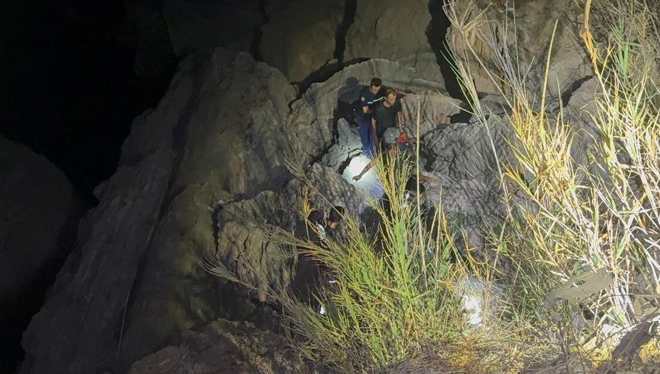 balik tutmak isterken mahsur kaldilar gGSMywuv.jpg