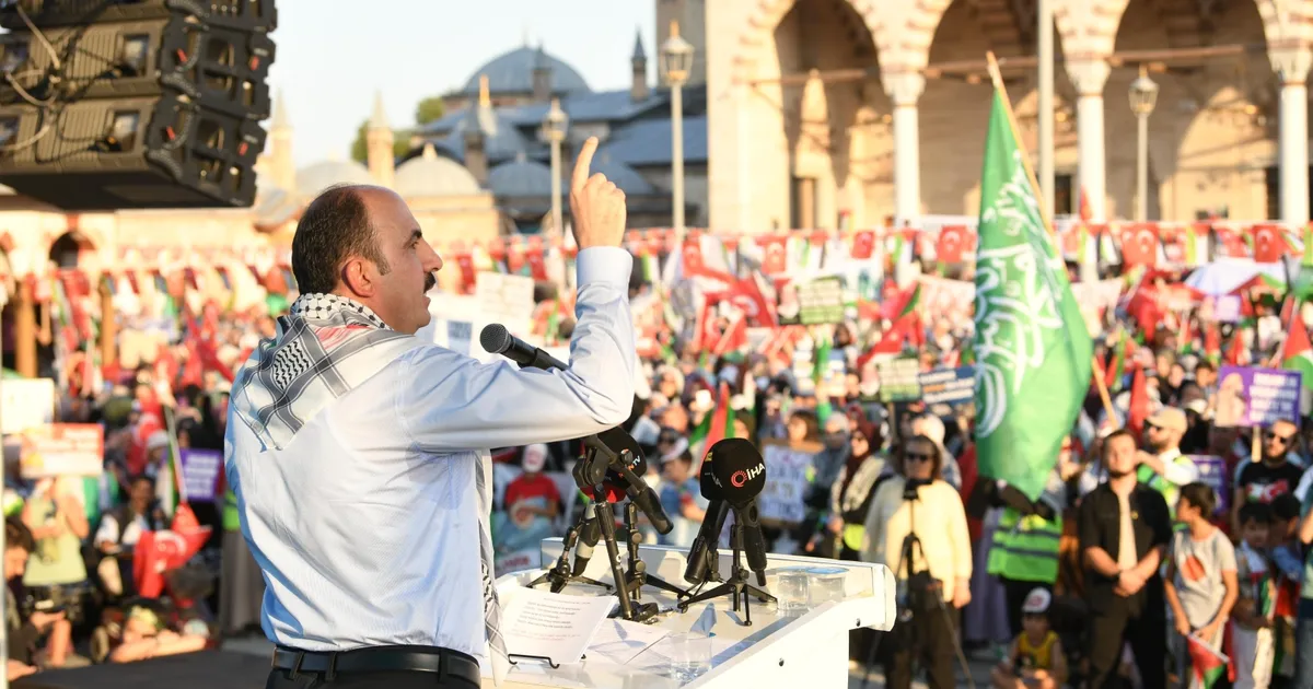 baskan altay tum konyalilari yuruyuse davet etti OSrWZGOl