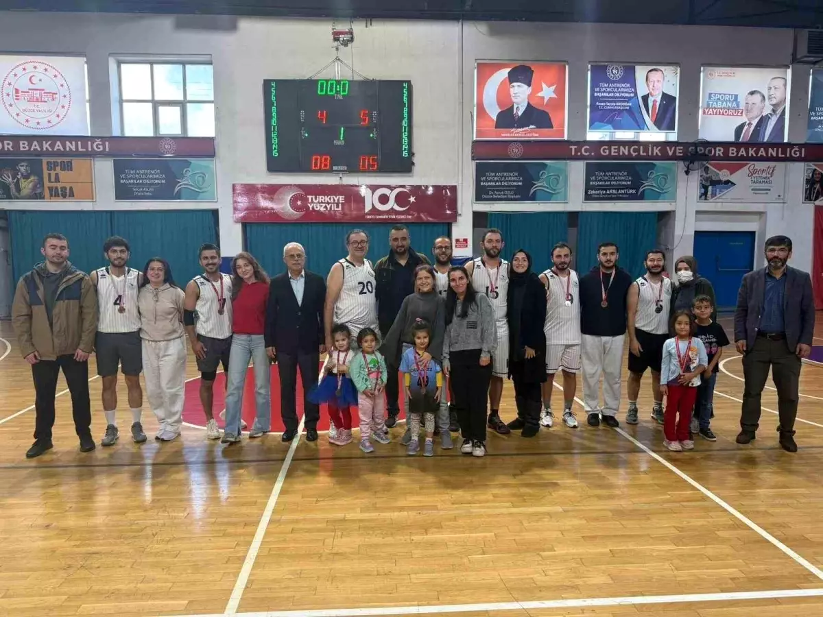 duzcede kamu spor oyunlari 3x3 basketbol musabakalarinda sampiyon universite a nQQZXQCl.jpg