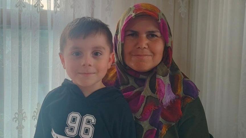 3 gundur kayiplar anne ve 5 yasindaki oglu icin zaman daraliyor d1cAdFnX.jpg