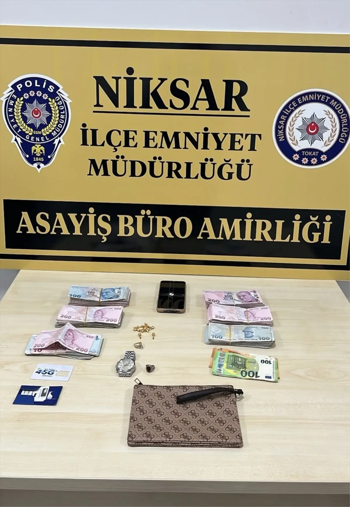 Tokat’ta Telefonla Dolandırıcılık: 2 Kişi Gözaltına Alındı