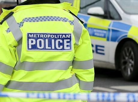 Londra’da Türk mafyasına operasyon!