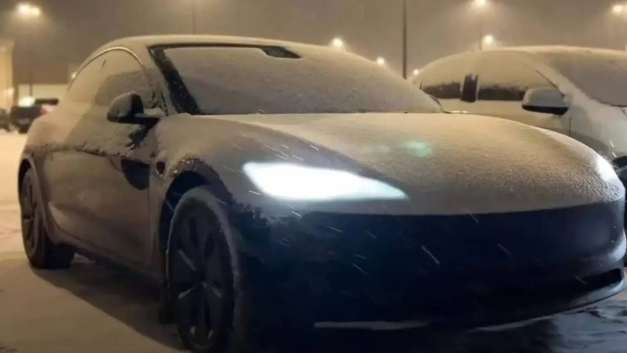 -37°C’de 12 saat: Elektrikli otomobil kabini ne kadar sıcak tutabiliyor?