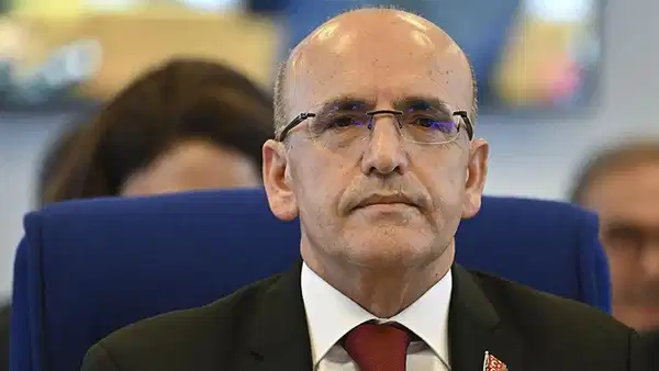 calisan-yoksullugu-meclis-gundeminde-chpden-mehmet-simseke-15-soru-bhHXcVgA